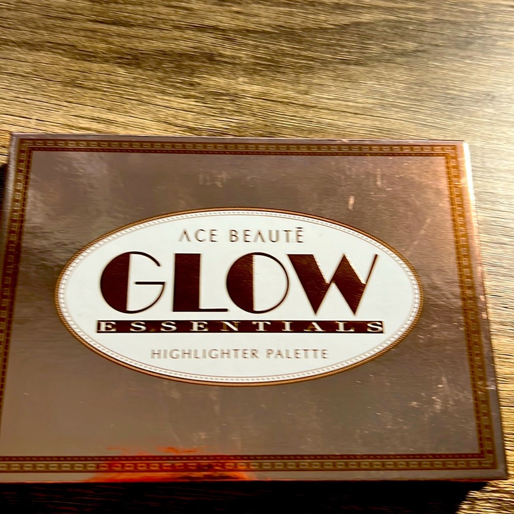 Highlighter palette